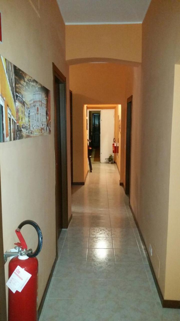 Termini Station Rooms โรม ภายนอก รูปภาพ